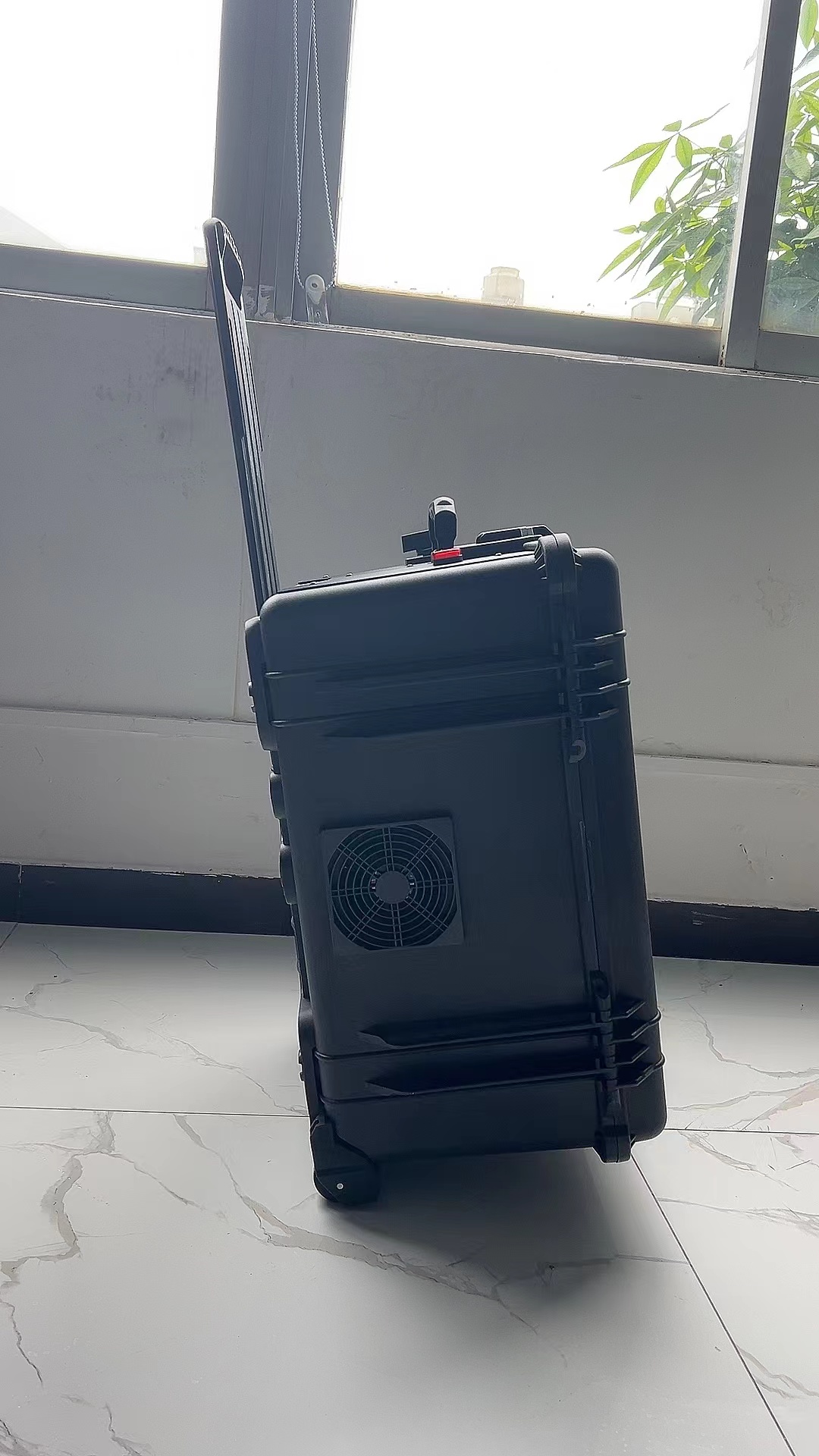 长清手拉箱型移动通信干扰器